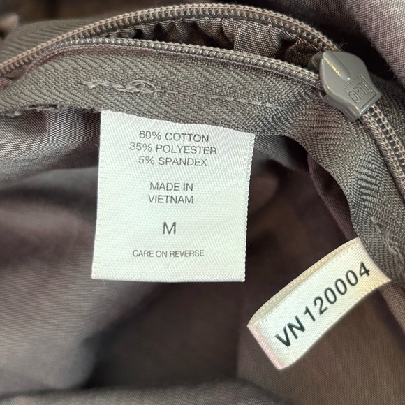 New York & Company Sleeveless Grey Ruffle Blouse with Size Zipper Size M - Picture 6 of 8